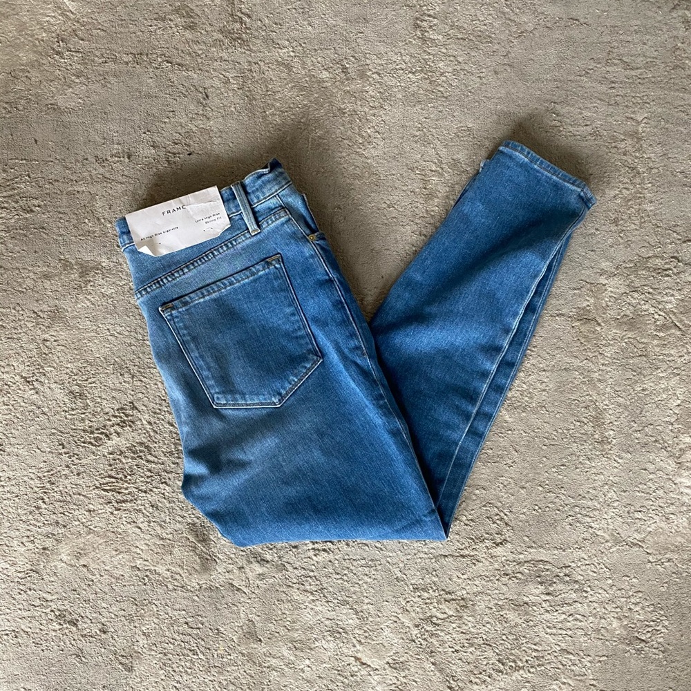 FRAME Jeans: Ali High Rise Cigarette - NEW
